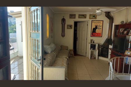 Apartamento à venda com 133m², 4 quartos e 1 vagaVaranda