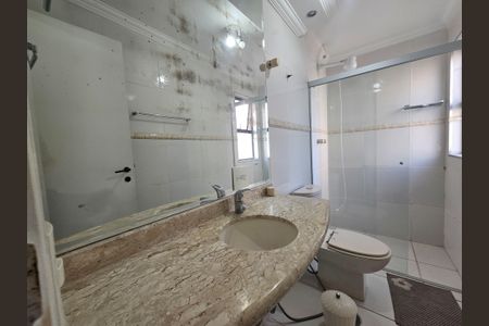 Apartamento para alugar com 135m², 4 quartos e 2 vagasBanheiro da Suíte 1
