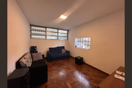 Casa à venda com 768m², 4 quartos e 12 vagas Casa à venda com 768m², 4 quartos e 12 vagasSala 2