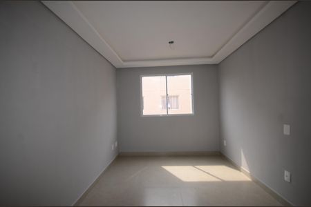 Sala de apartamento para alugar com 2 quartos, 42m² em Campo Grande, Rio de Janeiro