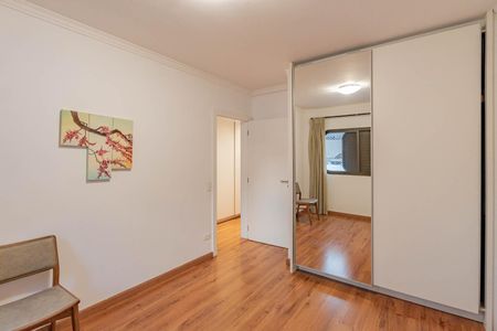 Apartamento à venda com 154m², 4 quartos e 2 vagasQuarto 3