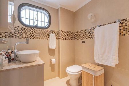 Apartamento à venda com 154m², 4 quartos e 2 vagasBanheiro da Suíte