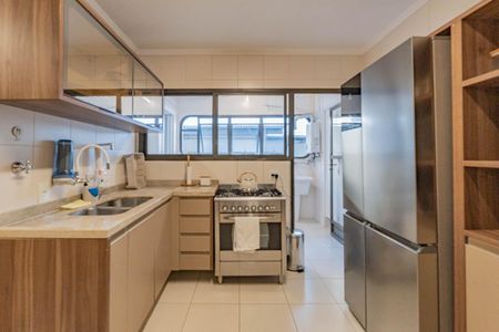 Apartamento à venda com 154m², 4 quartos e 2 vagasCozinha