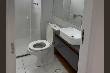 Banheiro de apartamento à venda com 2 quartos, 43m² em Vila Andrade, São Paulo