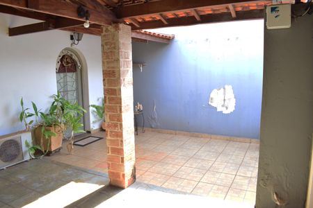 Casa para alugar com 200m², 3 quartos e 3 vagasGaragem