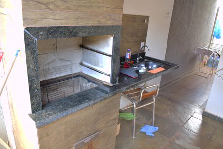 Casa para alugar com 200m², 3 quartos e 3 vagasÁrea Externa