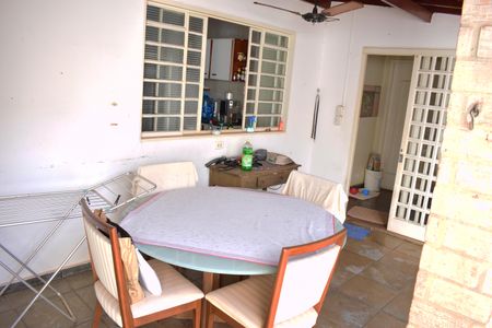 Casa para alugar com 200m², 3 quartos e 3 vagasÁrea Externa