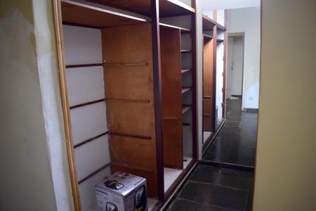 Casa para alugar com 200m², 3 quartos e 3 vagasCloset da suíte