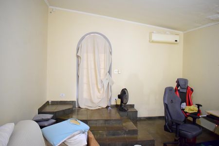 Sala de casa para alugar com 3 quartos, 200m² em Nova Ribeirânia, Ribeirão Preto
