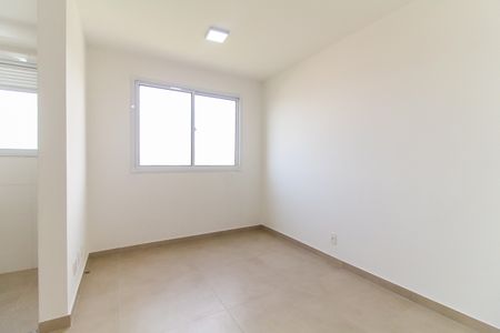 Sala de apartamento para alugar com 2 quartos, 40m² em Jardim Helian, São Paulo