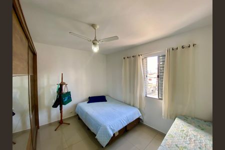 Quarto 2 de apartamento para alugar com 2 quartos, 85m² em Cidade Ocian, Praia Grande