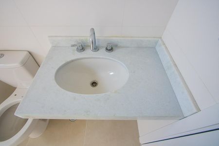 Apartamento à venda com 117m², 3 quartos e 2 vagasBanheiro do quarto 3