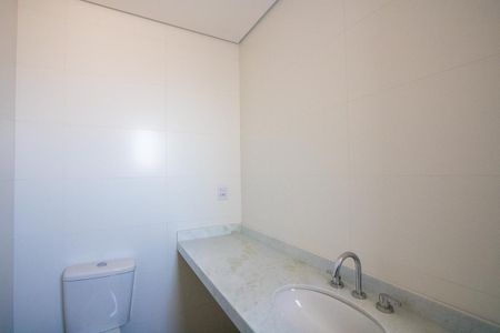Apartamento à venda com 117m², 3 quartos e 2 vagasBanheiro do quarto 1