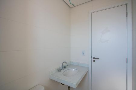 Apartamento à venda com 117m², 3 quartos e 2 vagasBanheiro do quarto 3