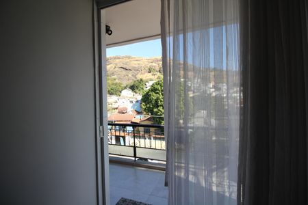 Apartamento à venda com 150m², 4 quartos e 2 vagasQuarto 3 - Varanda