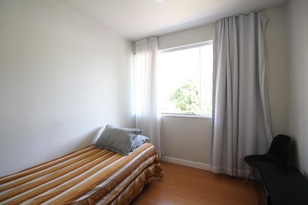 Apartamento à venda com 150m², 4 quartos e 2 vagasQuarto 2