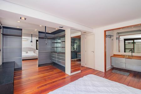 Suíte de apartamento à venda com 1 quarto, 140m² em Petrópolis, Porto Alegre