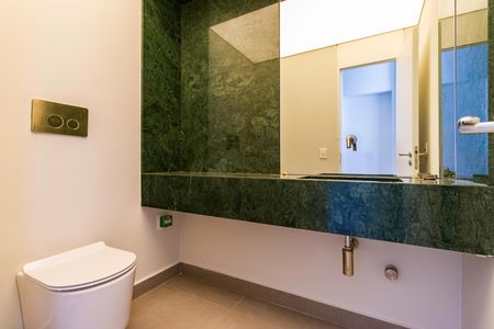 Casa de condomínio à venda com 1257m², 3 quartos e 3 vagas Casa de condomínio à venda com 1257m², 3 quartos e 3 vagasLavabo