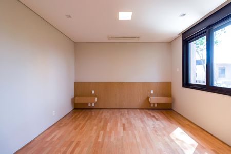 Casa de condomínio à venda com 1257m², 3 quartos e 3 vagas Casa de condomínio à venda com 1257m², 3 quartos e 3 vagasSuíte 3