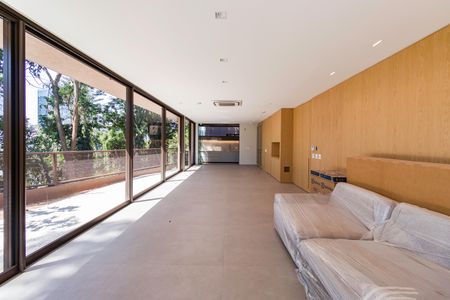 Casa de condomínio à venda com 1257m², 3 quartos e 3 vagas Casa de condomínio à venda com 1257m², 3 quartos e 3 vagasSala