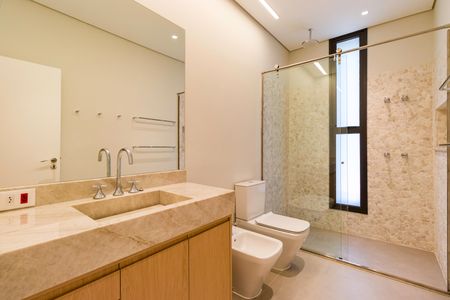 Casa de condomínio à venda com 1257m², 3 quartos e 3 vagas Casa de condomínio à venda com 1257m², 3 quartos e 3 vagasBanheiro