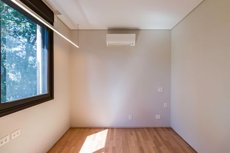 Casa de condomínio à venda com 1257m², 3 quartos e 3 vagas Casa de condomínio à venda com 1257m², 3 quartos e 3 vagasSuíte 1