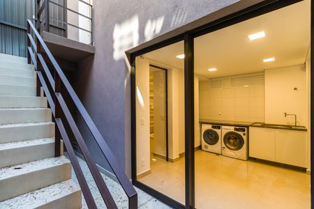 Casa de condomínio à venda com 1257m², 3 quartos e 3 vagas Casa de condomínio à venda com 1257m², 3 quartos e 3 vagasÁrea de Serviço