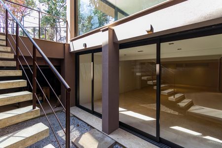 Casa de condomínio à venda com 1257m², 3 quartos e 3 vagas Casa de condomínio à venda com 1257m², 3 quartos e 3 vagasÁrea Externa