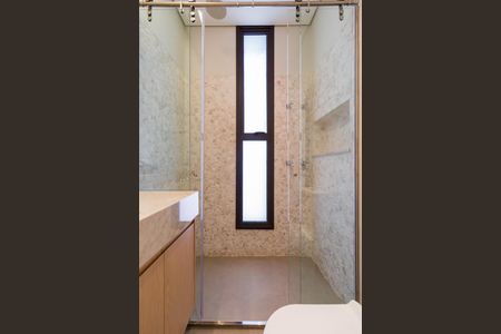 Casa de condomínio à venda com 1257m², 3 quartos e 3 vagas Casa de condomínio à venda com 1257m², 3 quartos e 3 vagasBanheiro da Suíte 1