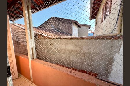 Casa à venda com 150m², 3 quartos e 3 vagas Casa à venda com 150m², 3 quartos e 3 vagasVista do Quarto 2