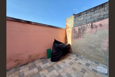 Casa à venda com 150m², 3 quartos e 3 vagas Casa à venda com 150m², 3 quartos e 3 vagasQuintal