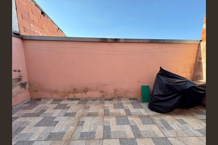 Casa à venda com 150m², 3 quartos e 3 vagas Casa à venda com 150m², 3 quartos e 3 vagasQuintal