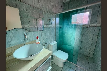 Casa à venda com 150m², 3 quartos e 3 vagas Casa à venda com 150m², 3 quartos e 3 vagasBanheiro Social 1