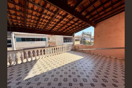 Casa à venda com 150m², 3 quartos e 3 vagas Casa à venda com 150m², 3 quartos e 3 vagasVaranda do Quarto 3