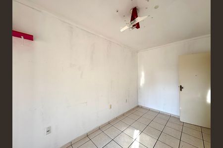 Casa à venda com 150m², 3 quartos e 3 vagas Casa à venda com 150m², 3 quartos e 3 vagasQuarto 2