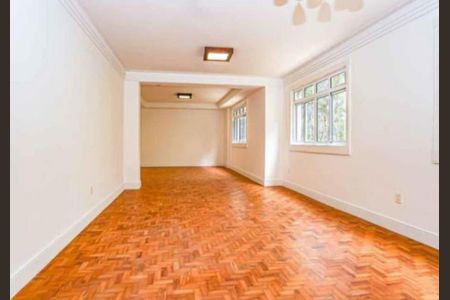 Apartamento à venda com 228m², 3 quartos e 1 vaga Apartamento à venda com 228m², 3 quartos e 1 vagaFoto 02