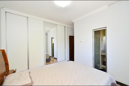 Casa para alugar com 300m², 5 quartos e 2 vagasSuíte