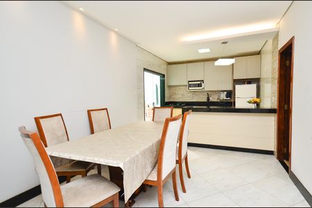 Casa para alugar com 300m², 5 quartos e 2 vagasCopa
