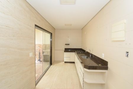 Casa para alugar com 398m², 3 quartos e 5 vagas Casa para alugar com 398m², 3 quartos e 5 vagasCozinha