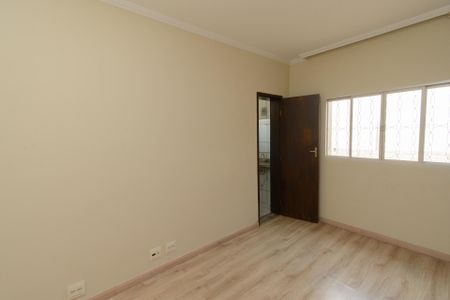 Casa para alugar com 398m², 3 quartos e 5 vagas Casa para alugar com 398m², 3 quartos e 5 vagasSuíte 1