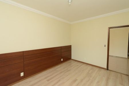 Casa para alugar com 398m², 3 quartos e 5 vagas Casa para alugar com 398m², 3 quartos e 5 vagasQuarto 1