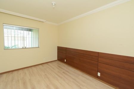 Casa para alugar com 398m², 3 quartos e 5 vagas Casa para alugar com 398m², 3 quartos e 5 vagasQuarto 1