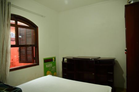 Casa à venda com 140m², 3 quartos e 2 vagasQuarto 2