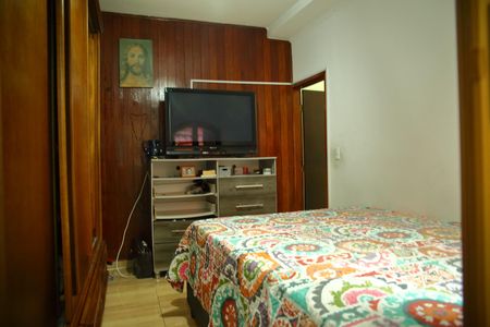 Casa à venda com 140m², 3 quartos e 2 vagasSuíte