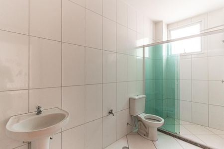 Banheiro de kitnet/studio para alugar com 1 quarto, 39m² em República, São Paulo