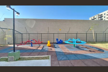 Apartamento à venda com 32m², 2 quartos e sem vagaÁrea comum - Playground