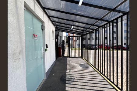 Apartamento para alugar com 45m², 2 quartos e 1 vaga Apartamento para alugar com 45m², 2 quartos e 1 vagaFachada