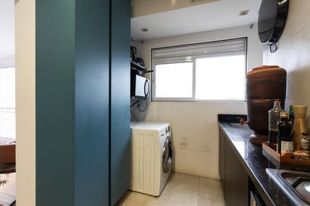 Apartamento à venda com 80m², 2 quartos e 1 vagaÁrea de Serviço