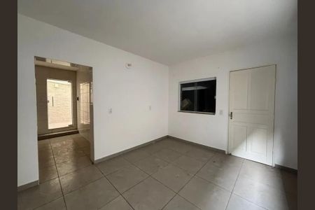 Casa para alugar com 1 quarto, 60m² em Calafate, Belo Horizonte