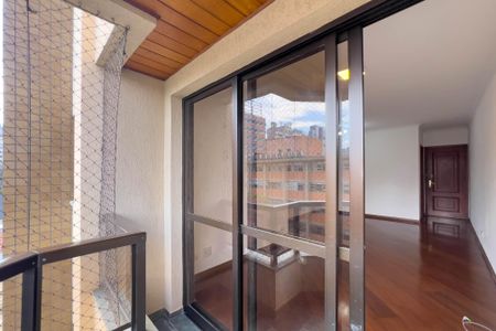 Varanda da sala de apartamento para alugar com 3 quartos, 86m² em Vila Mariana, São Paulo